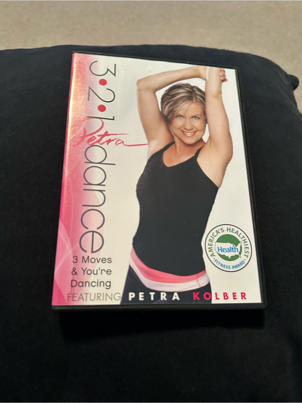 3-2-1 Dance Fitness DVD featuring Petra Kolber - Black & Pink